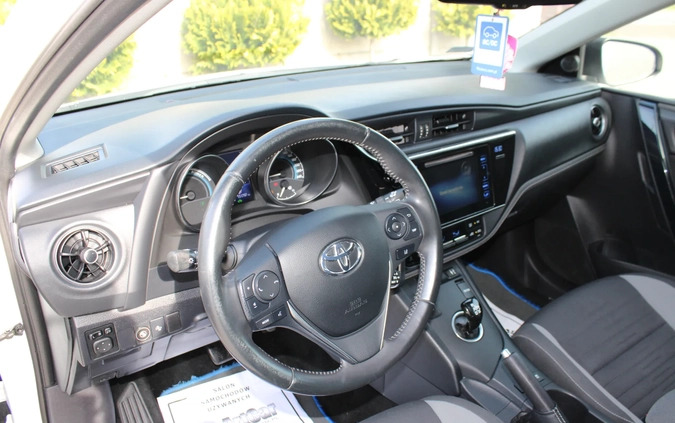 Toyota Auris cena 57900 przebieg: 151797, rok produkcji 2015 z Bolków małe 596